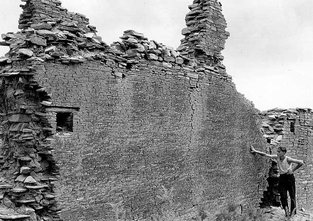 Historical Photo, See caption to right