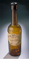  Bourbon bottle - GETT31373
