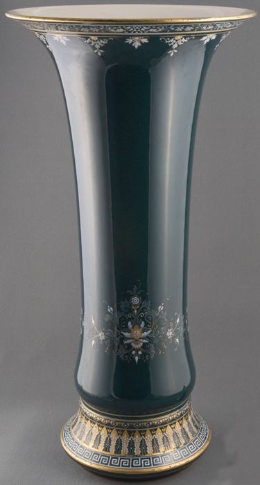 Commemorative Sèvres porcelain vase