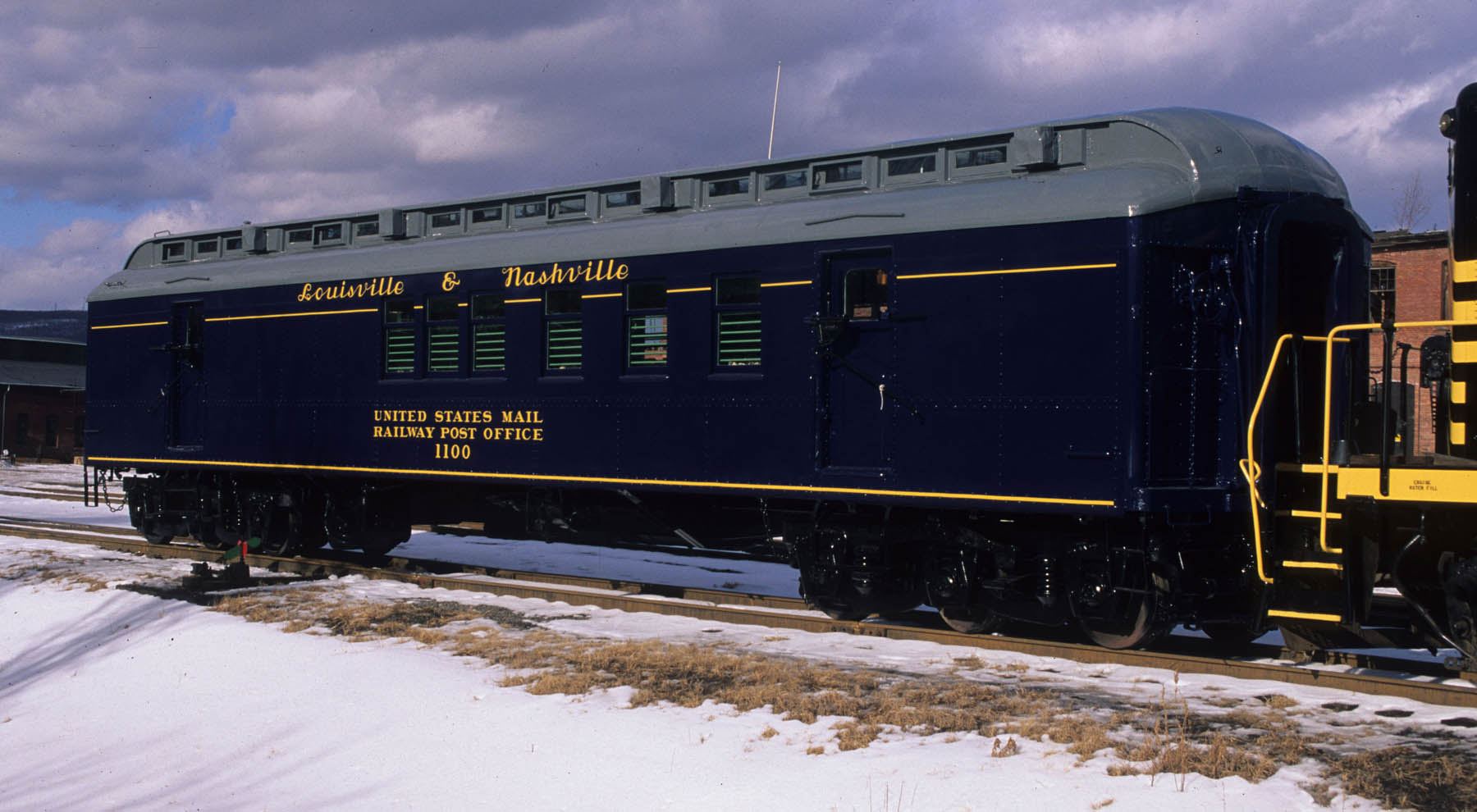 Louisville & Nashville Post Office Car