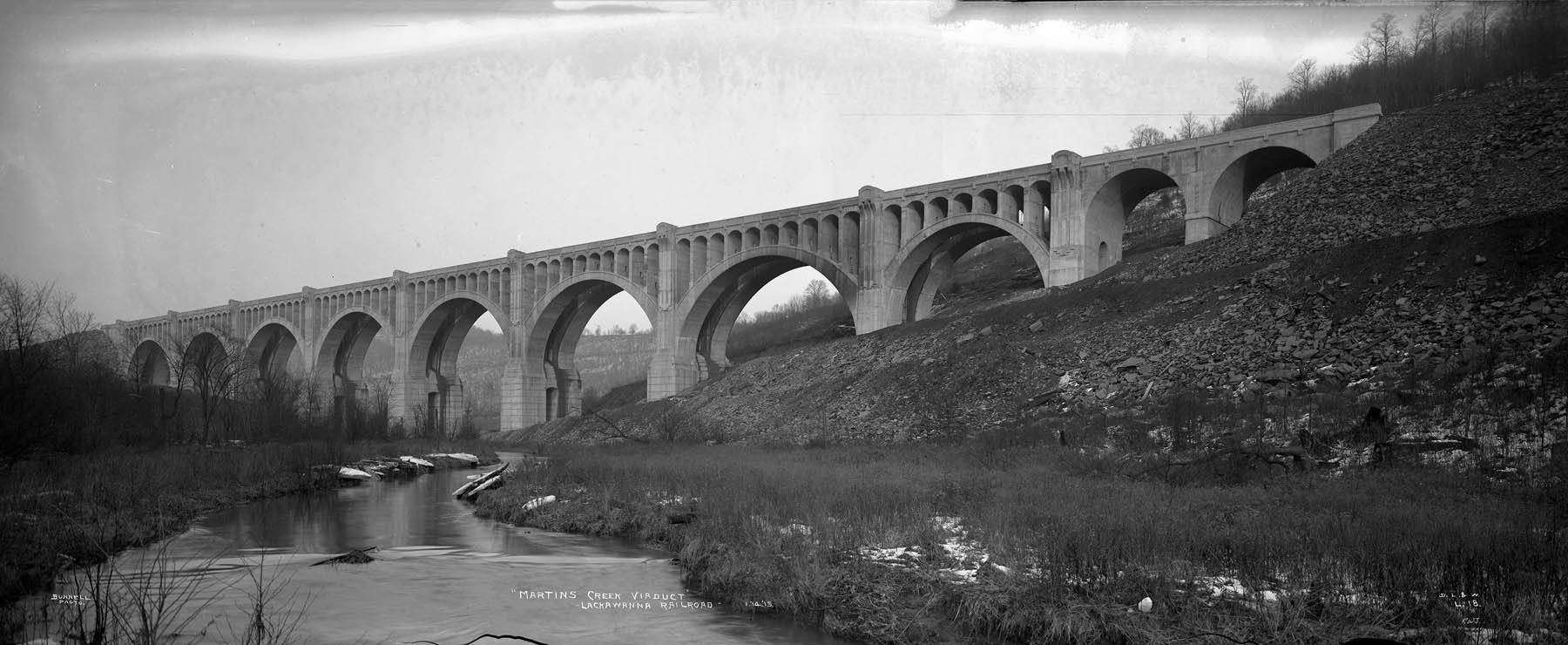 Martin's Creek Viaduct, Lackawanna Railroad
Delaware, Lackawanna, and Western Railroad Company