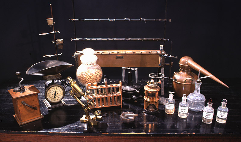 George Washignton Caver's labortatory set up