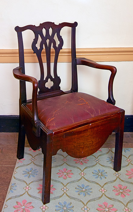 Image of Commode Chair 