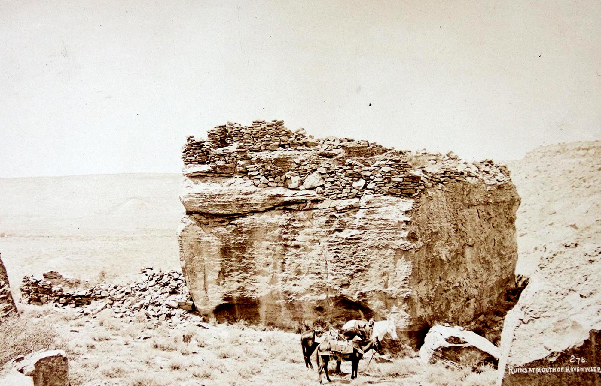 Ruins at the Mouth of Hovenweep