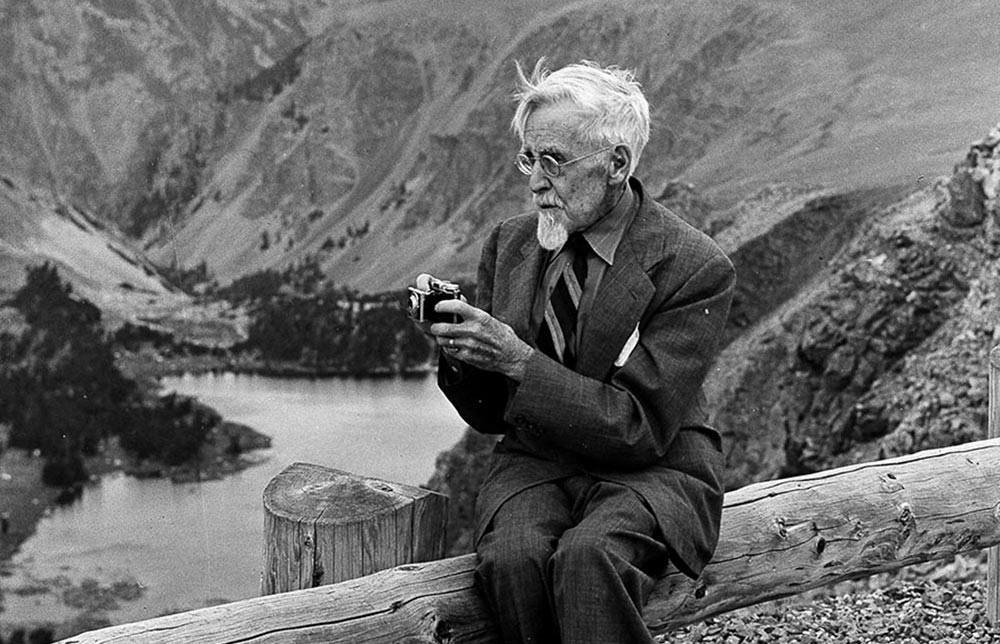 The last trip west - WHJ at summit of Red Lodge - Yellowstone Highway 1940