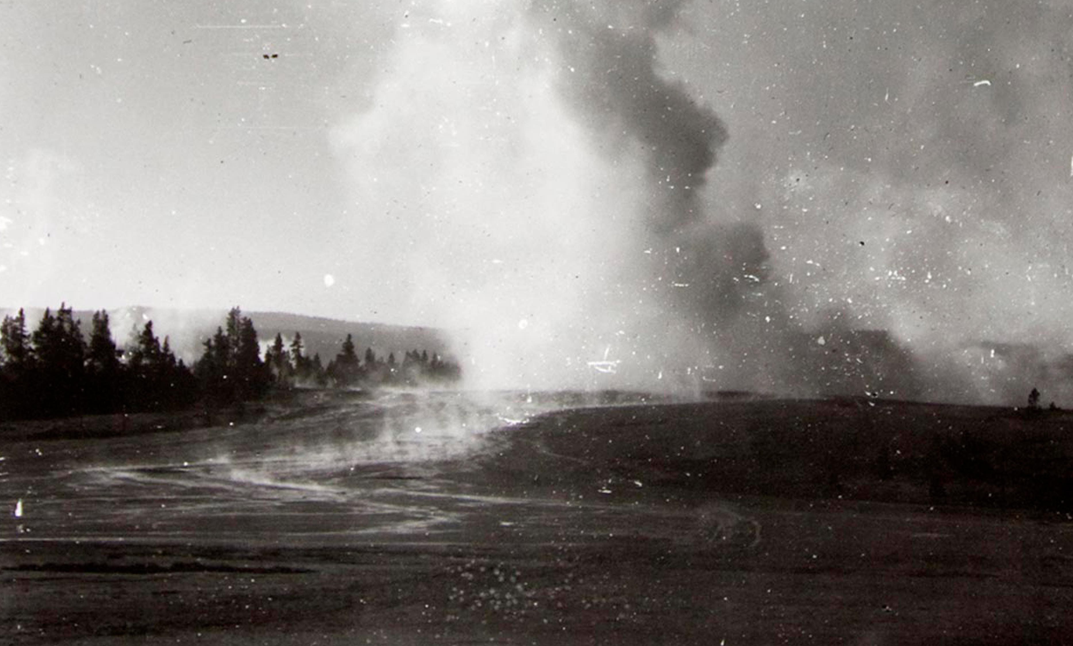 Old Faithful is located in Yellowstone National Park