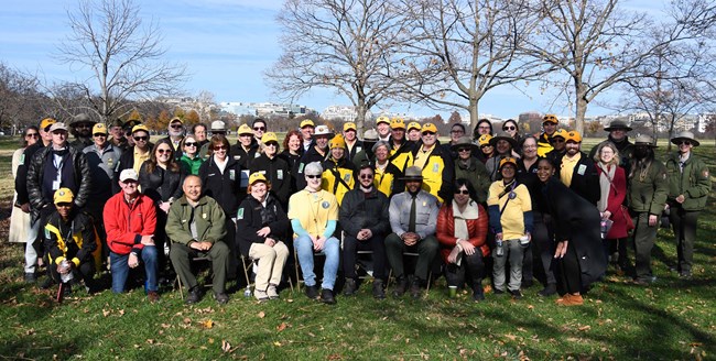 National Mall and Memorial Parks Volunteers