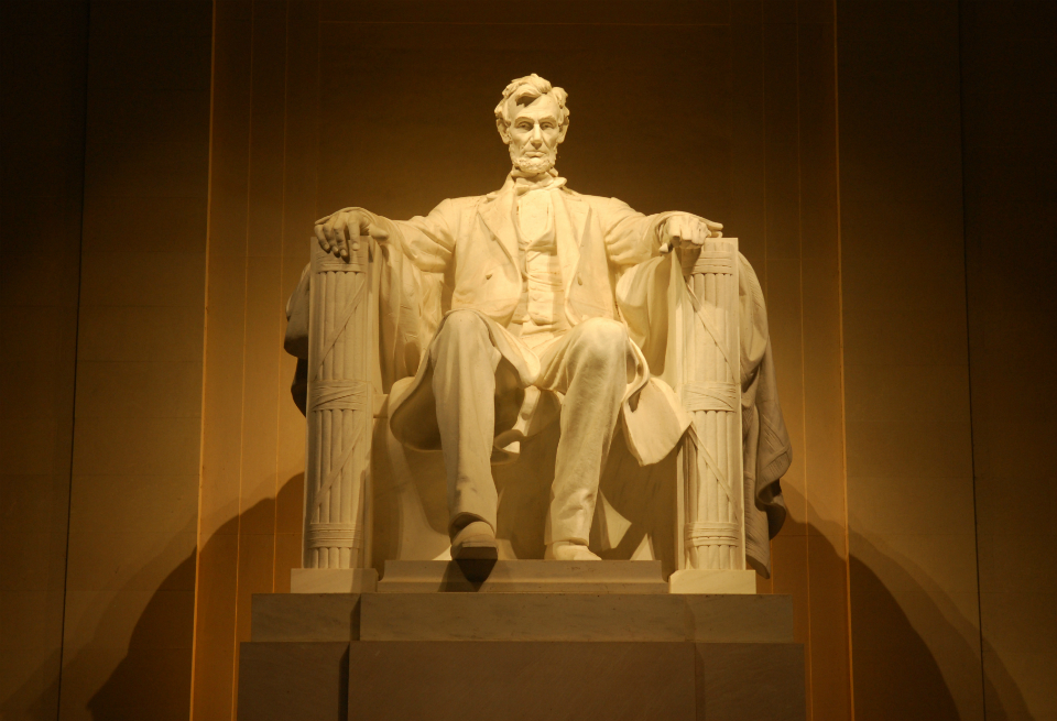 What Lincoln Memorial's 100th reminds us of
