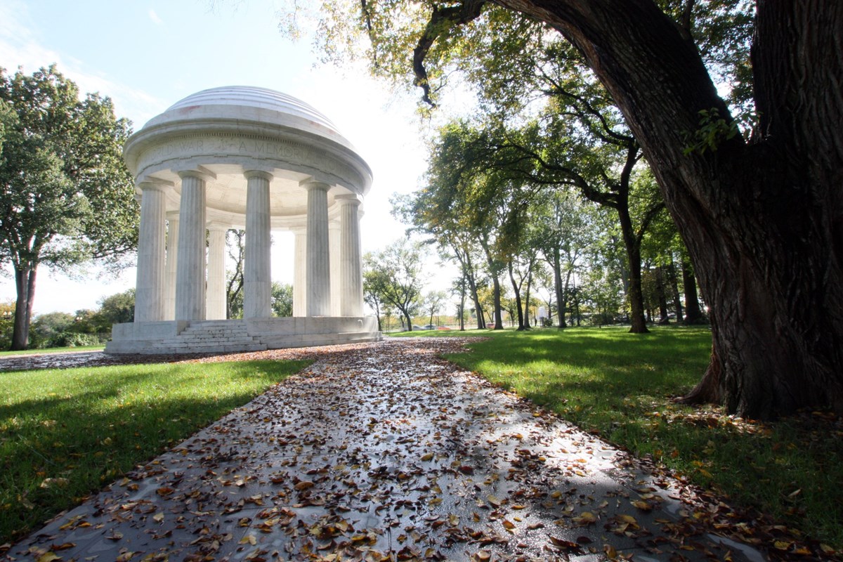 district of columbia war memorial tours