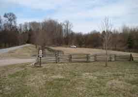 The parking area and trail sign to the Natchez Trace National Scenic Trail.