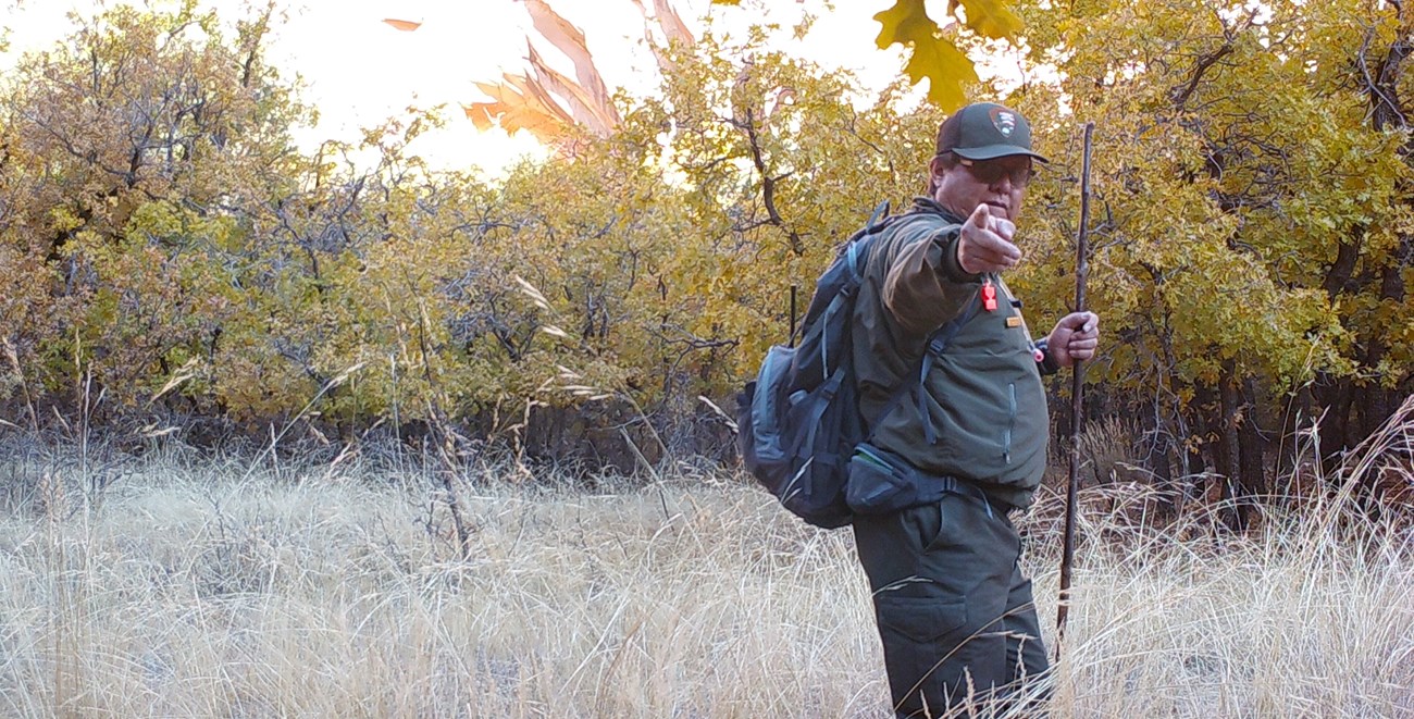 Ranger Bill Pointing