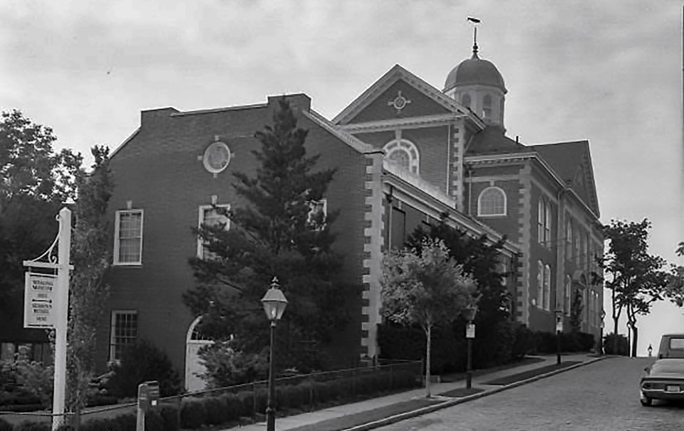 Historic black and white photo of the New Bedford Whaling Museum