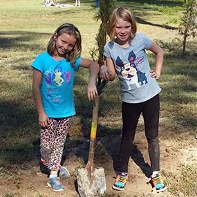 girls with shovel