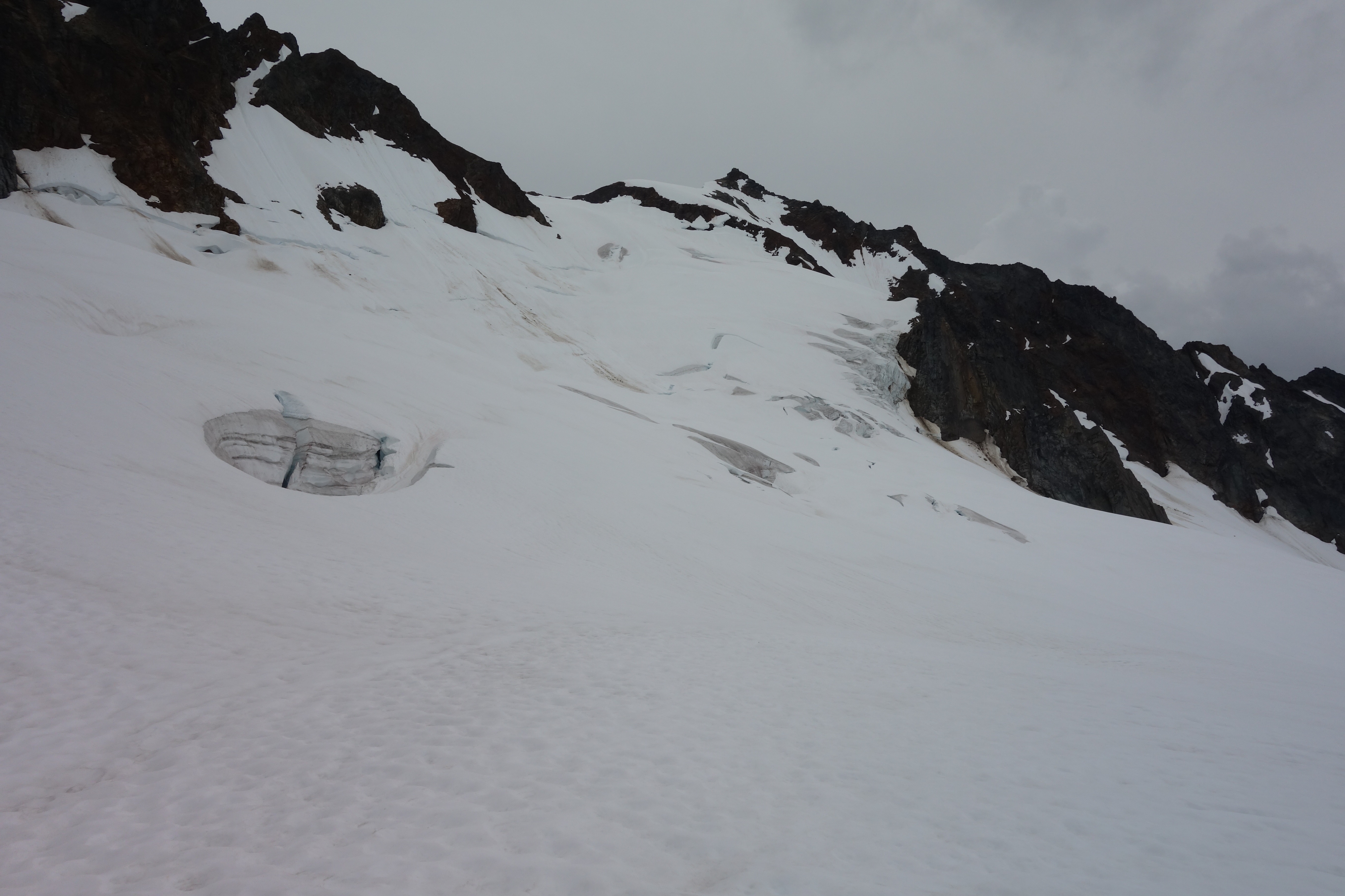 Quien Sabe Glacier and Sahale Peak