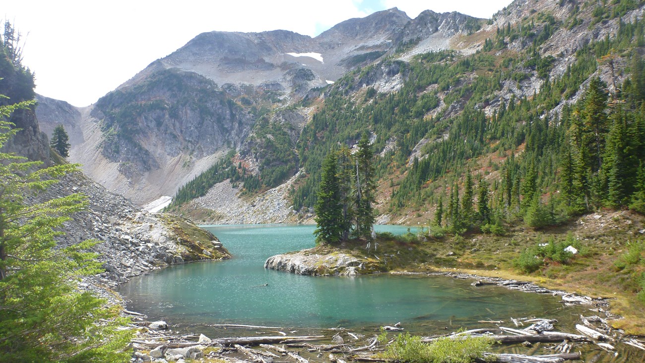 Overview of Lower Skymo Lake