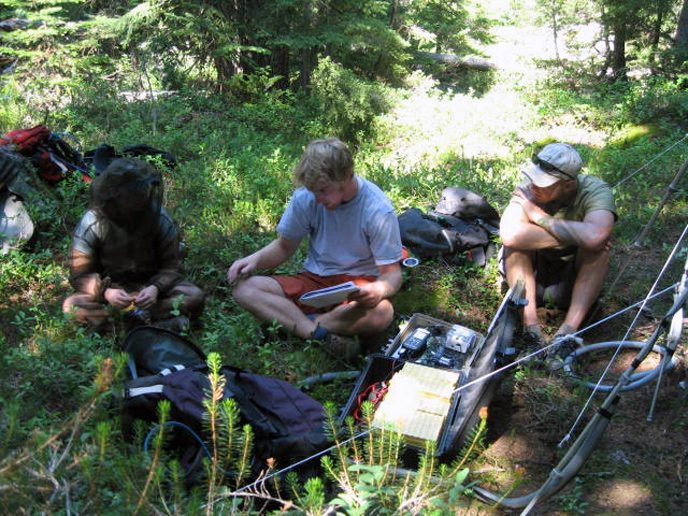Monitoring team at Dagger Lake. Image Credit: NPS/NOCA
