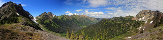Rock Pass on the Pacific Crest Trail in the Pasayten/©Andy Porter