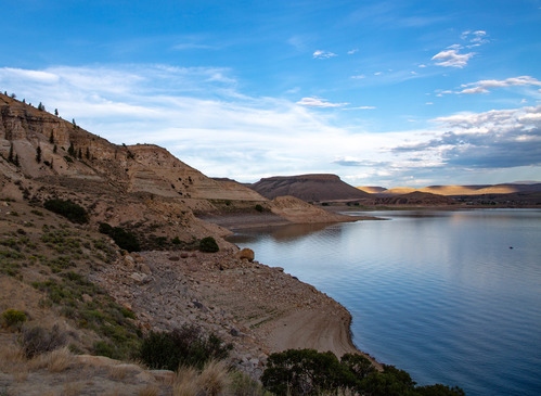 Shoreline of a basin 