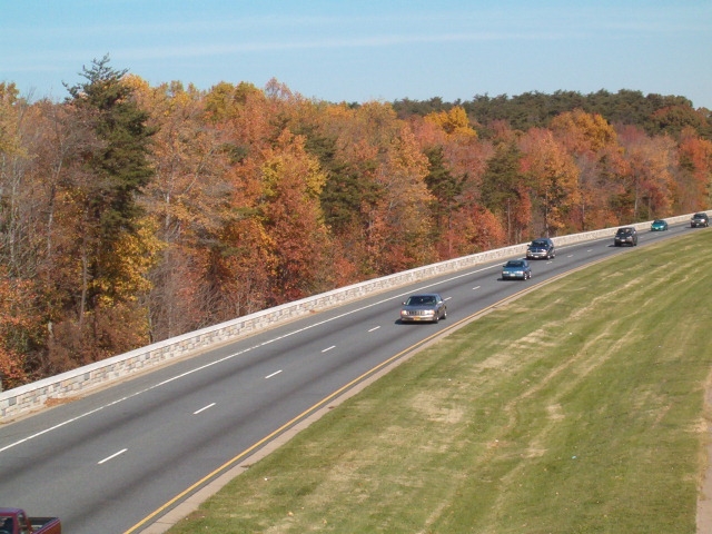 Fall colors on the Baltimore Washington Parkway | Maryland National Parks