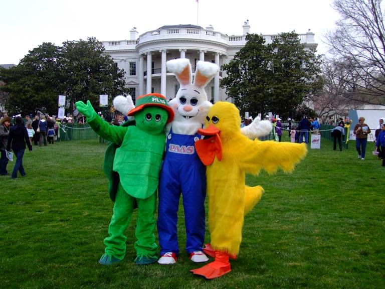 Strolling Characters in front of the White House