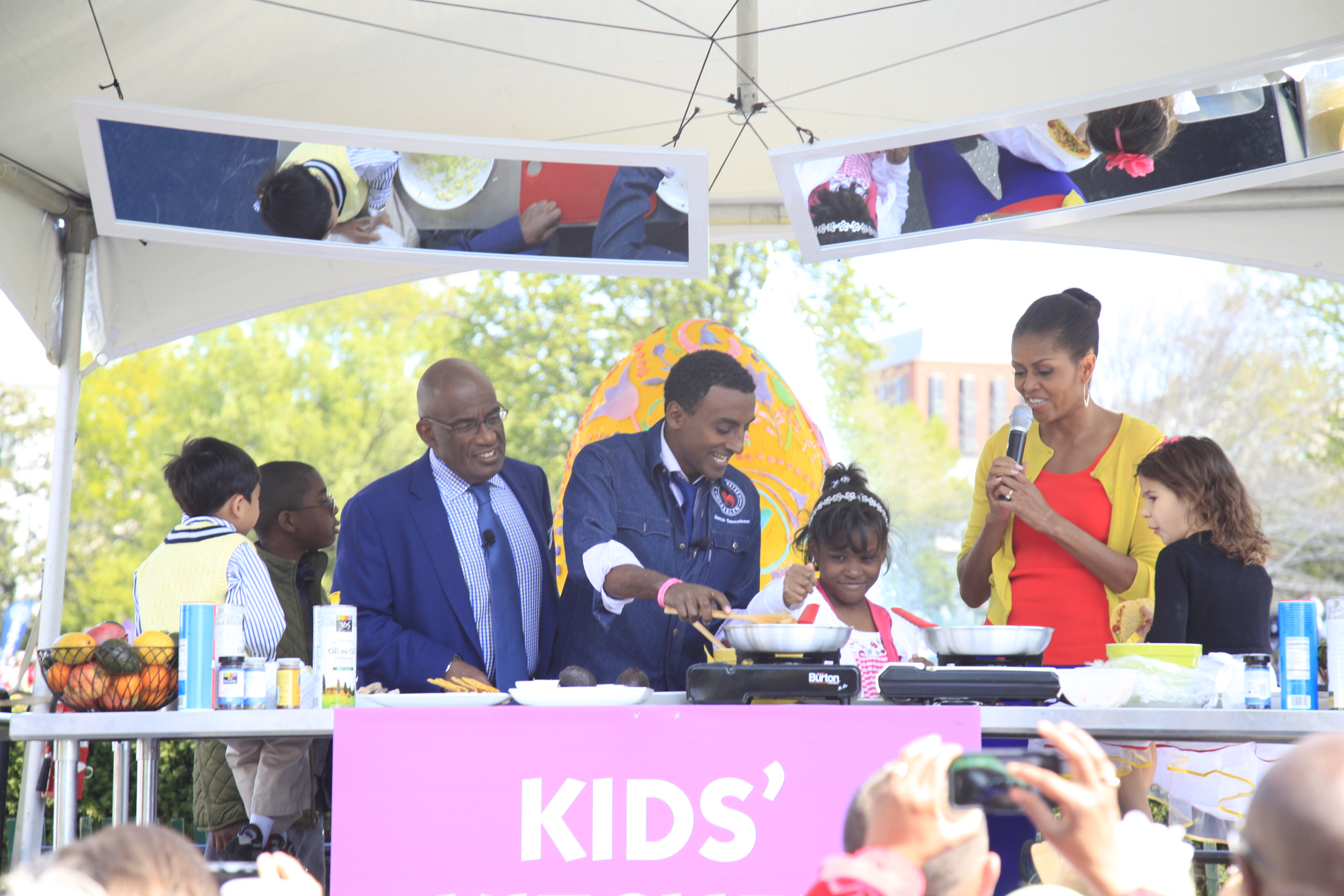 Children learn about healthy eating at the Kids' Kitchen.