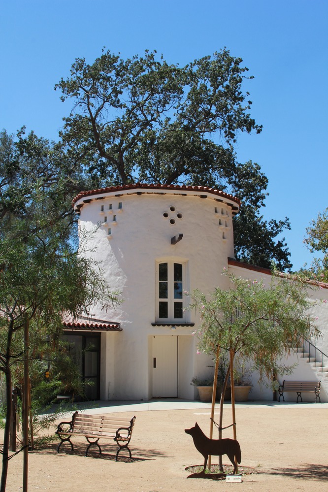 Santa Monica Mountains Interagency Visitor Center