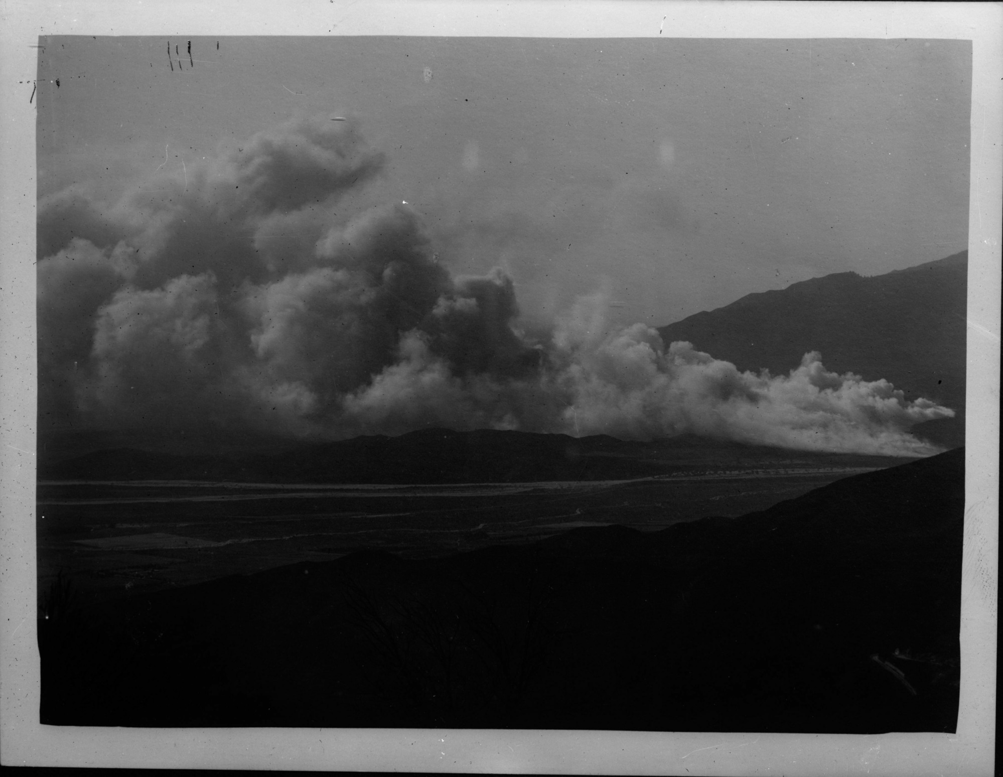 SEKI Roberts Collection Series: 1 Glass Plates; 1 Small glass plates; 10 Outside of the Park