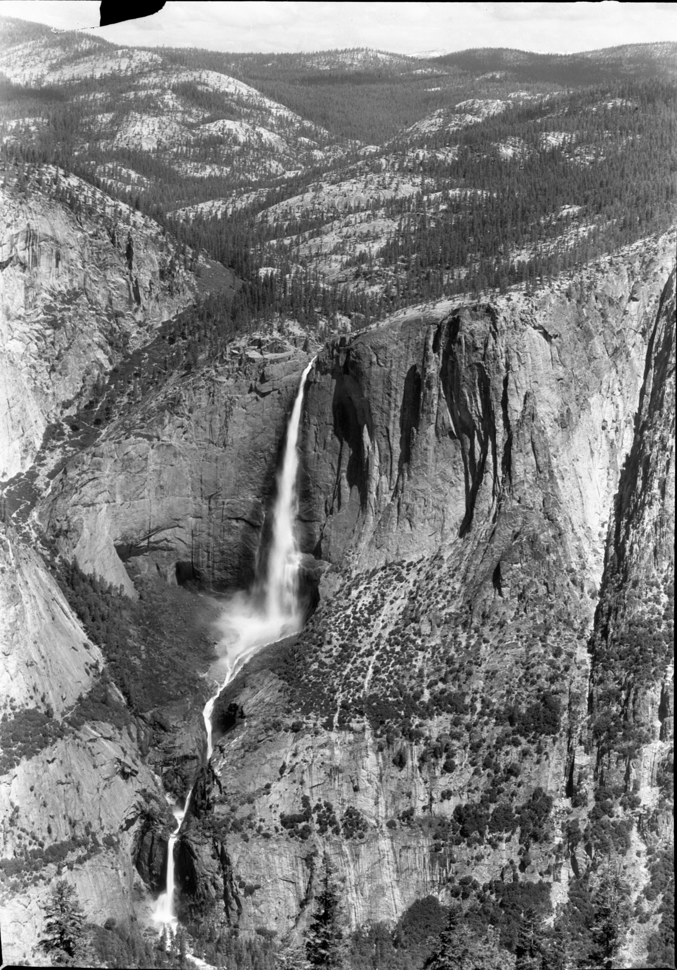 Upper & Lower Yosemite Falls & watershed.