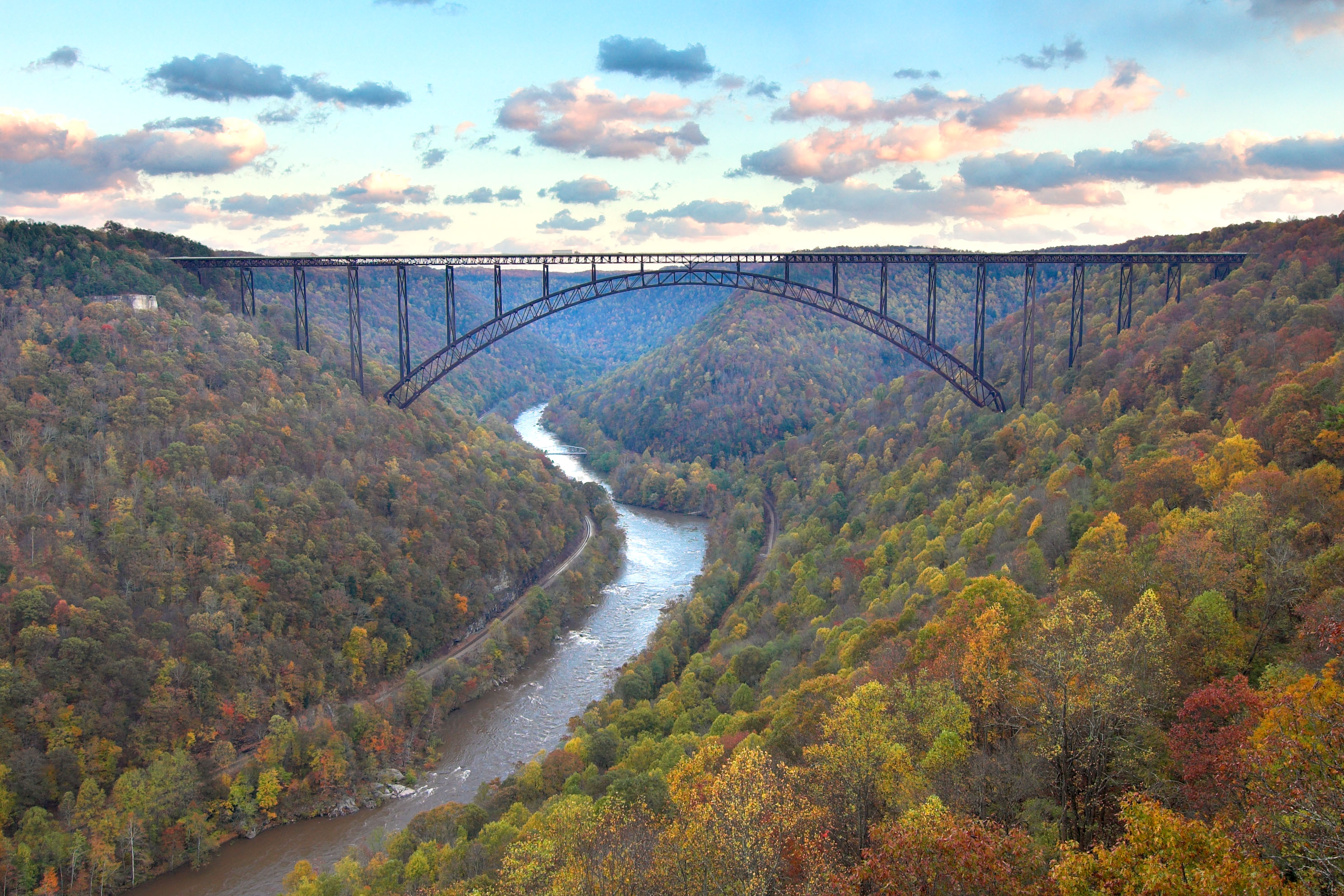 West river. Нью-Ривер-Гордж (мост). Мост Нью Ривер Гордж в США. Мост Нью-Ривер-Гордж, Западная Вирджиния.