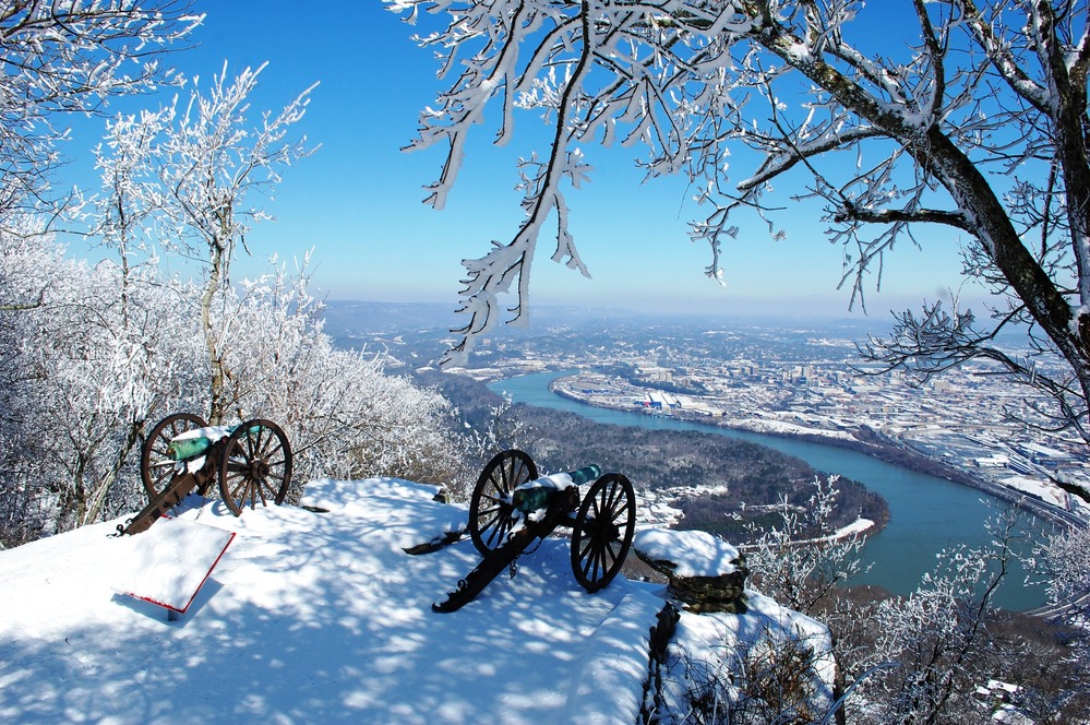 Garrity's Alabama Battery with Chattanooga Below | National Parks Near Nashville