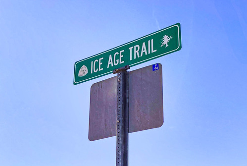 Green street sign reading "Ice Age Trail" 
