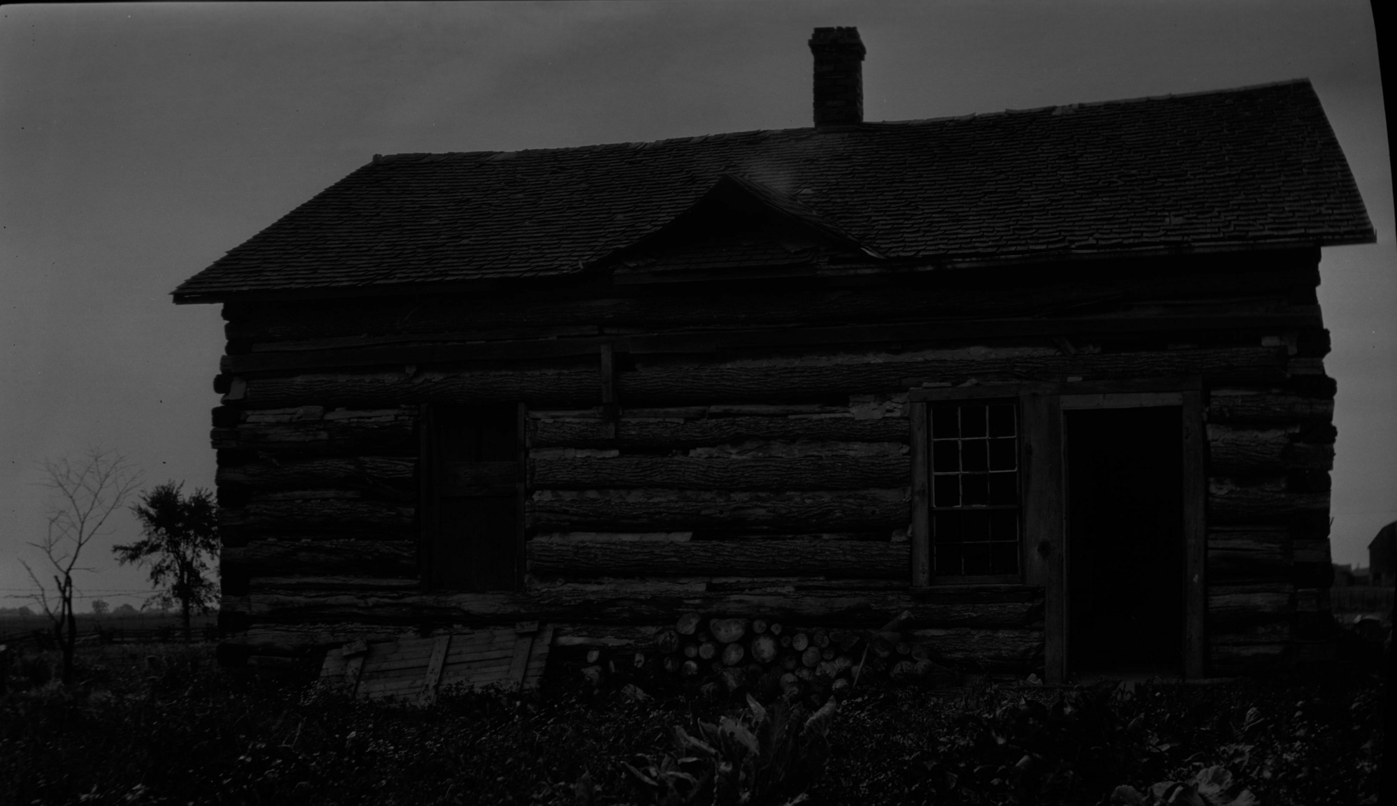 SEKI Roberts Collection Series: 2 Negatives; 14 Sites and Structures