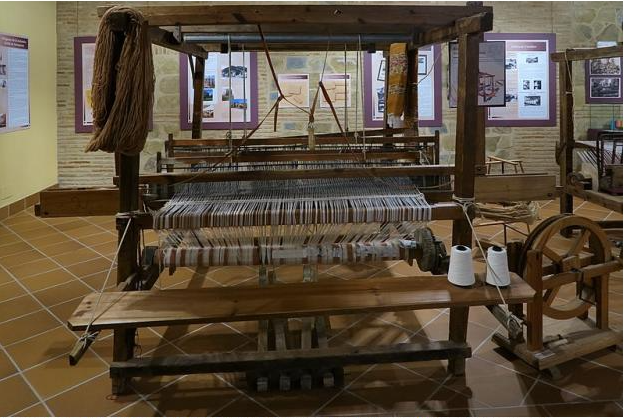 Example of a 19th Century floor loom from Antequera, Spain
