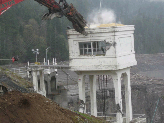 Glines Dam Gatehouse being removed