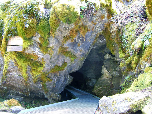 Oregon Caves Entrance