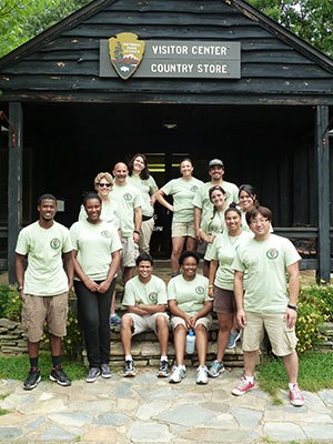 lt= Mosaics in Science interns gain valuable on-the ground science experience while assisting national parks with inventory and monitoring, research, GIS, and interpretation and education projects.