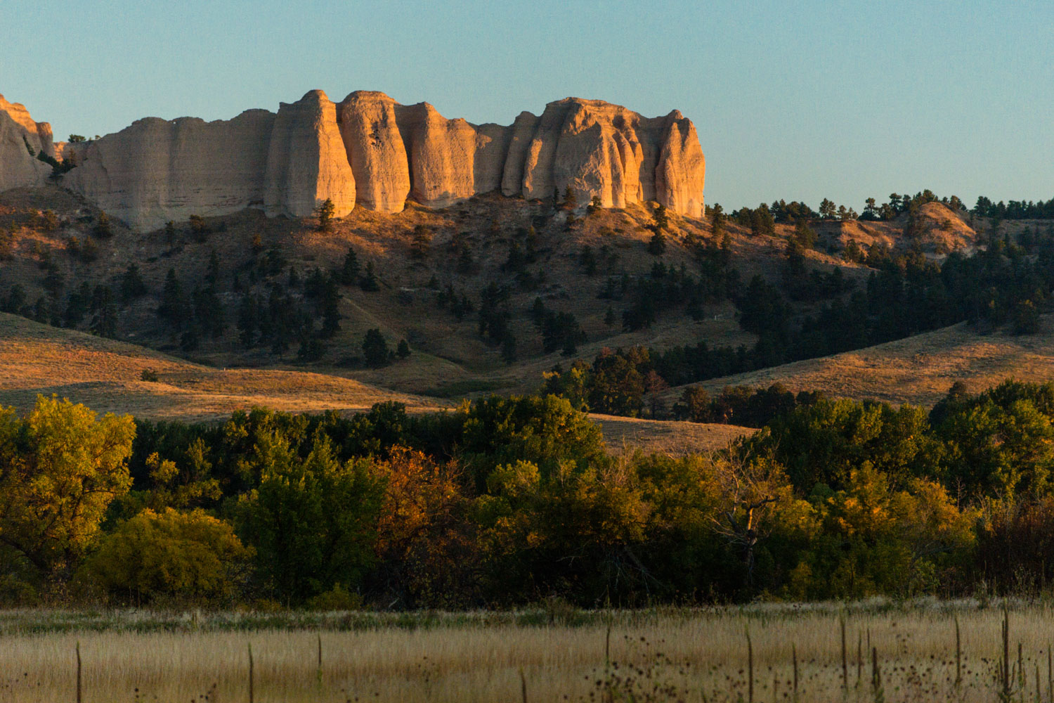 Fort Robinson Cheyenne Buttes. Image courtesy Nebraska Game and Parks Commission Image of Cheyenne Buttes outside Fort Robinson.