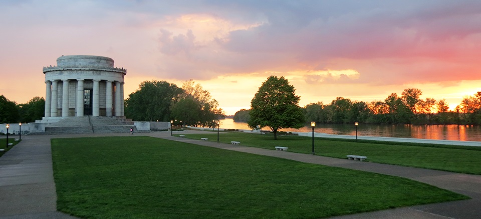 GERO Memorial Sunset George Rogers Clark memorial