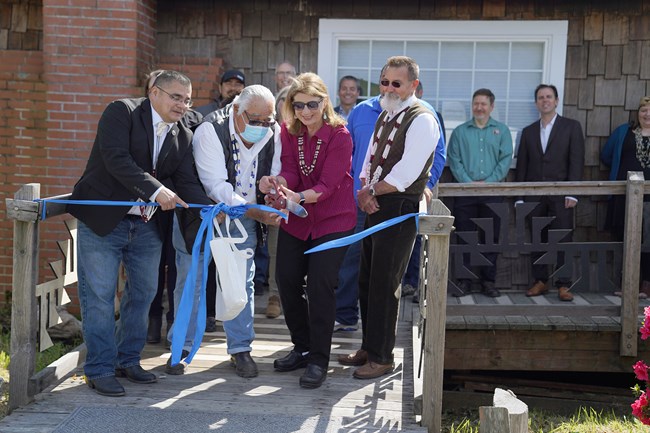 Visitor Center Ribbon Cutting Visitor Center Ribbon Cutting