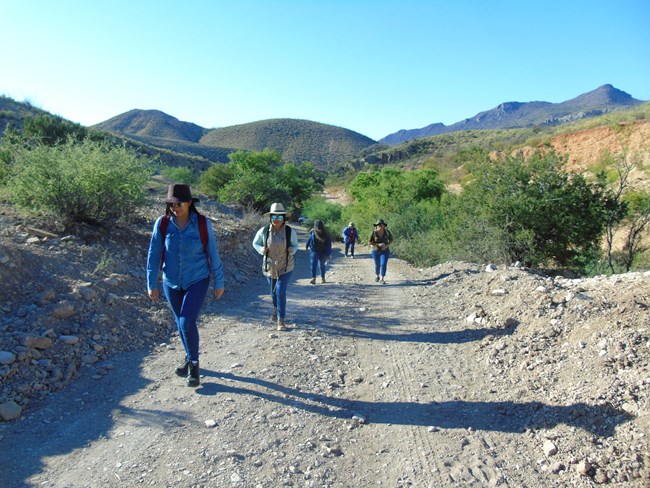 SIA 2021 Interns in Mexico 2021 Interns from Universidad de la Sierra hiking during fieldwork in Sonora, MX