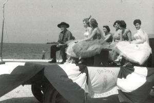 1957 “De Soto Queens” on the grandstand