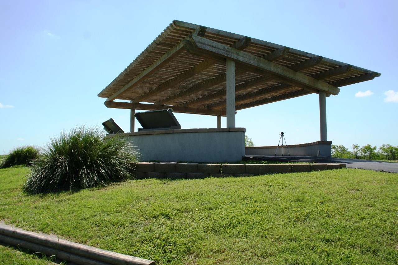 Pergola structure overlooking the battlefield