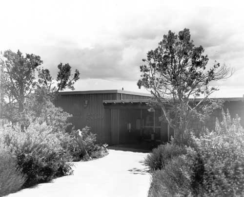 Walnut Canyon Visitor Center
