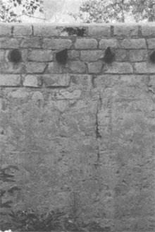wall crack