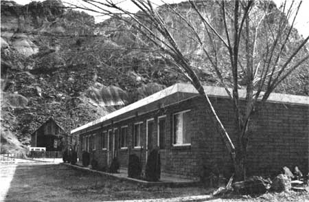 Gifford Motel