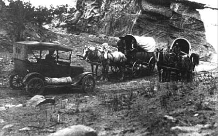 road through Capitol Gorge