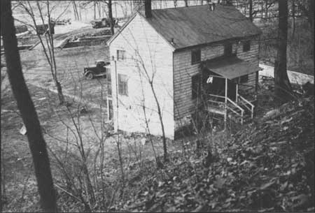 Lock 5 and lockhouse