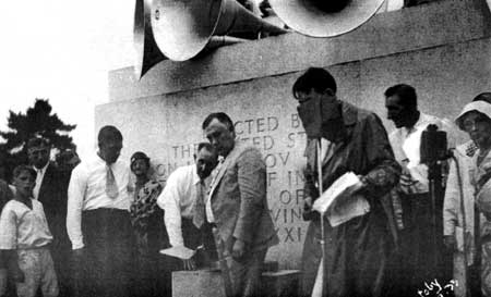 setting of time capsule in corner stone