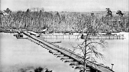 pontoon bridge