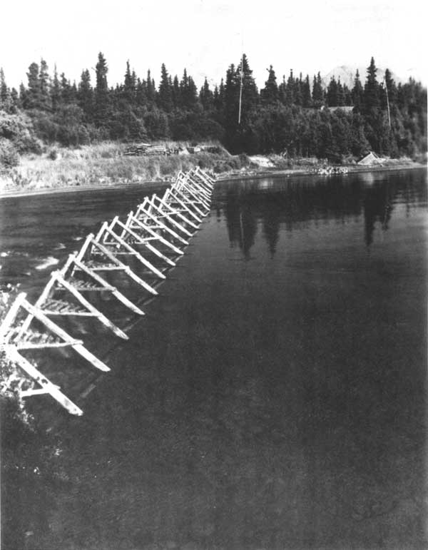 weir, Brooks River